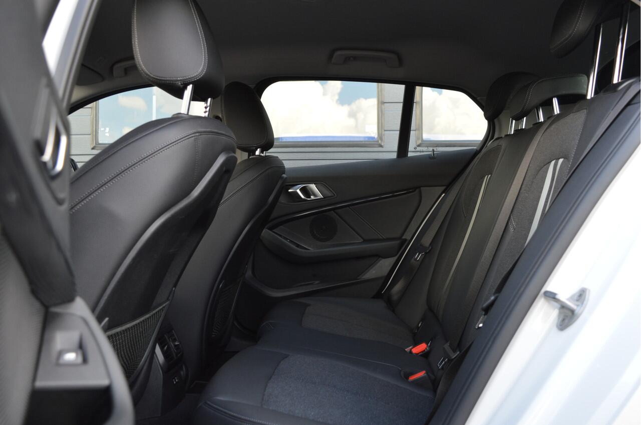 BMW 1-SERIE 118i Executive Edition Sport Line