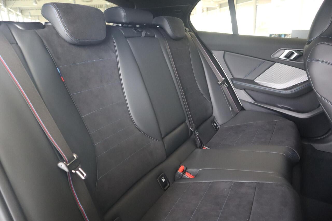 BMW 1-SERIE 123 xDrive 5-deurs | M Sportpakket Pro | Innovation Pack