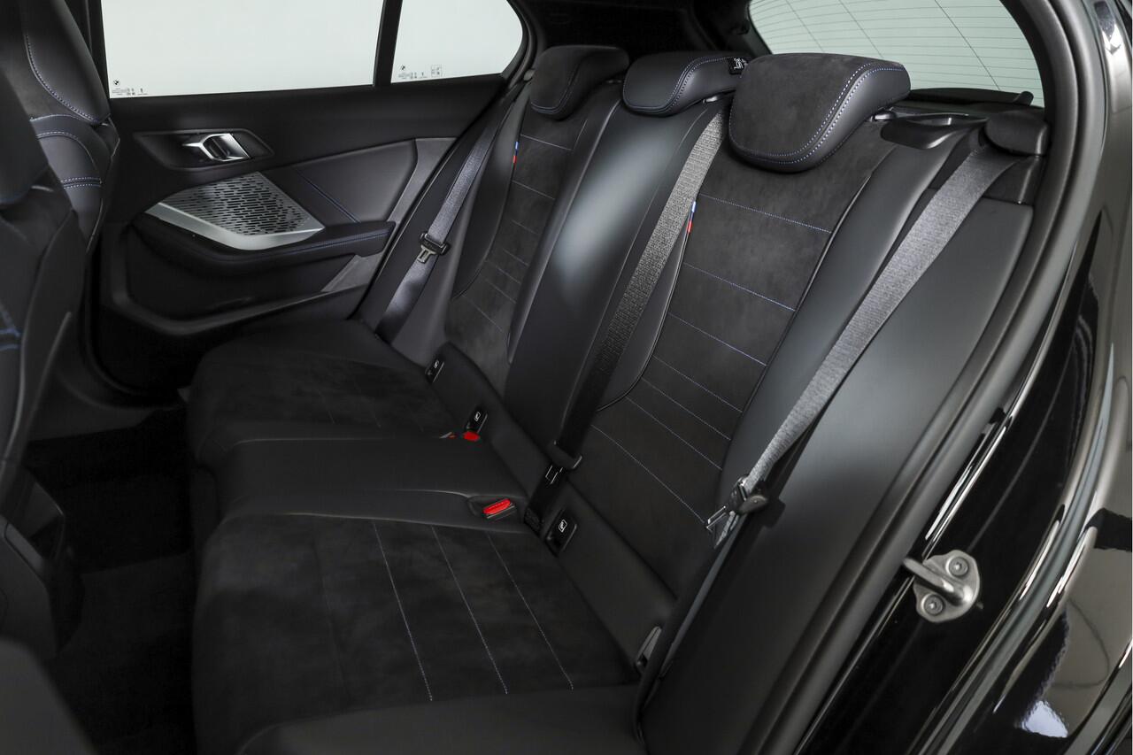 BMW 1-SERIE 120 M Sport (Nieuw Model) | Dig. Cockpit | Adapt. Cruise | Stoelverw. | PDC | Camera | NAV + App. Connect | ECC | DAB | LM 18" | 0268