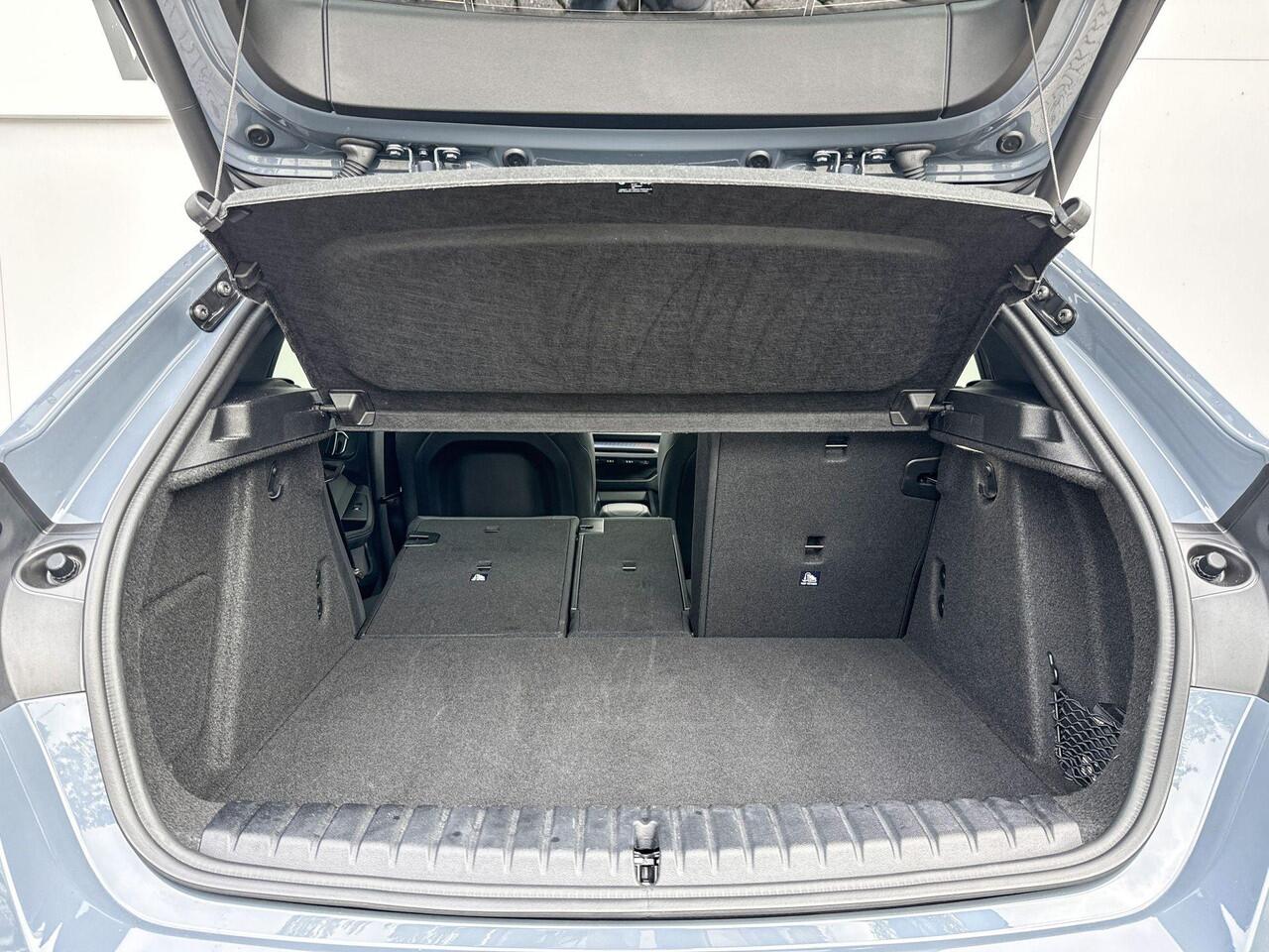 BMW 1-SERIE M135 xDrive | Harman-Kardon | Innovation Pack | Panoramadak