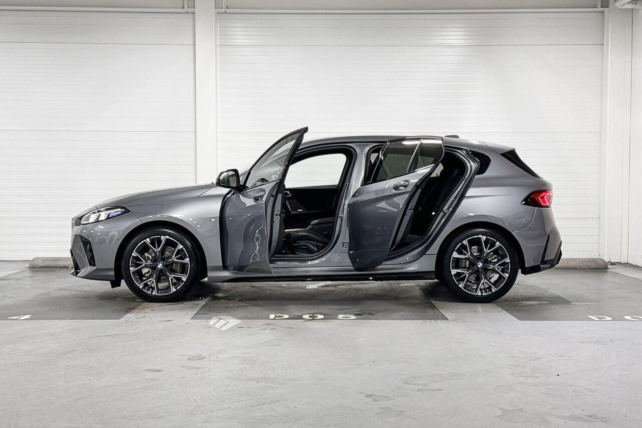 BMW 1-SERIE 120 | M-Sport | Innovation Pack | Head-up Display | Harman/Kardon | Comfort Access