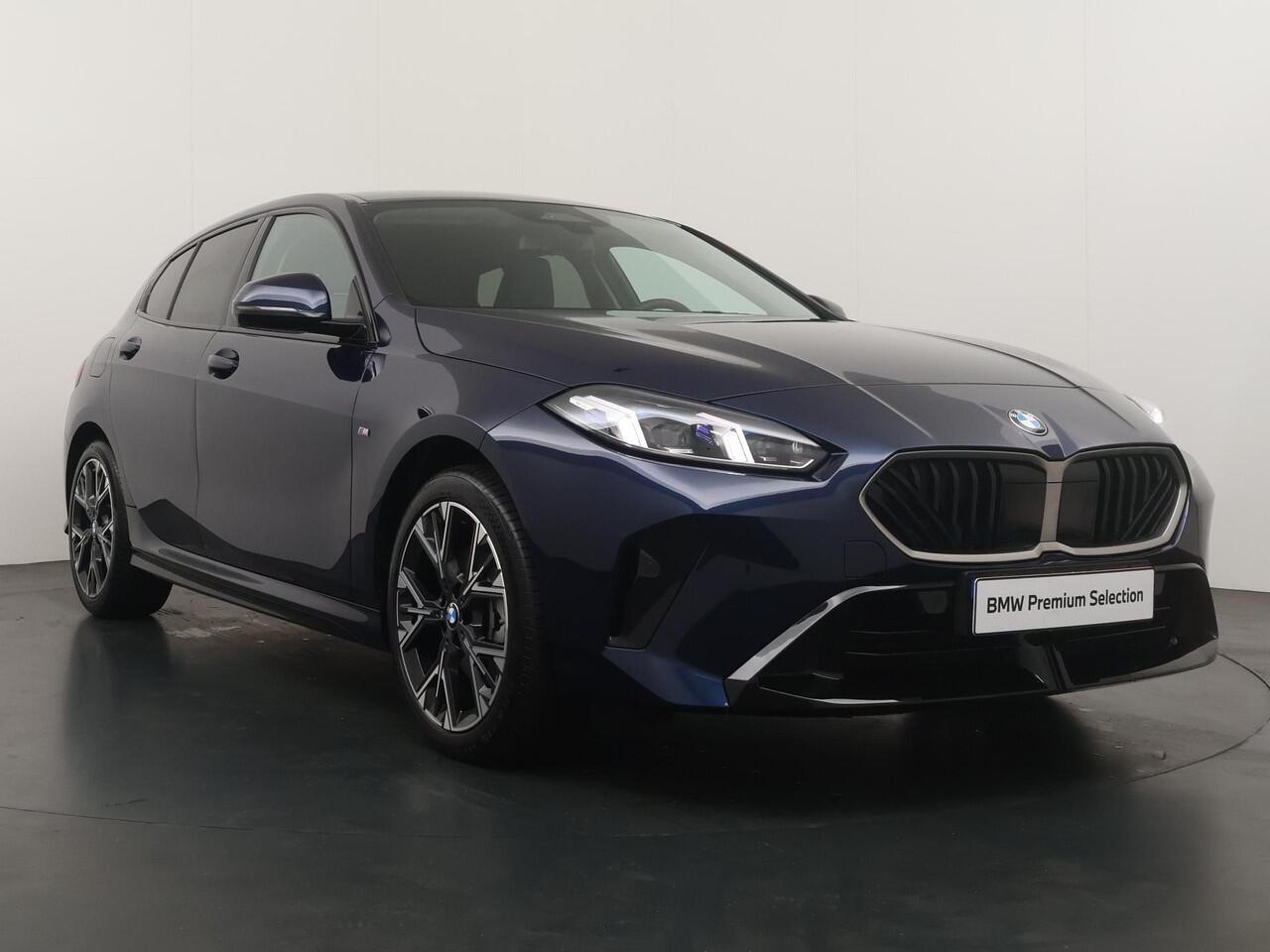 BMW 1-SERIE 5-deurs 120 | M-Sport Design | Achteruitrijcamera | NAVI | Harman-Kardon | Ekris Selection