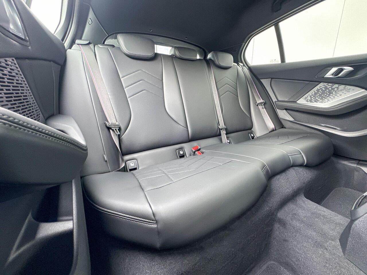 BMW 1-SERIE 120 | Premium pack | M Sport