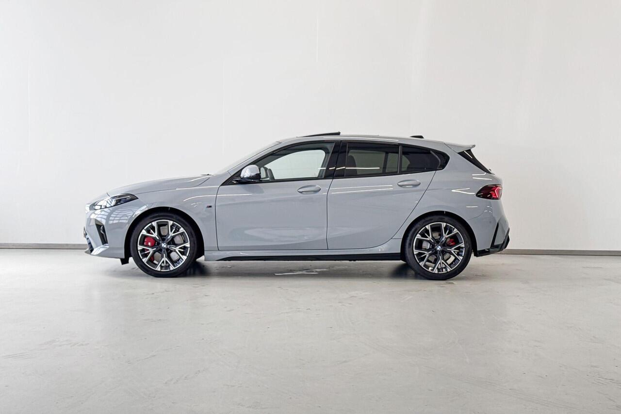 BMW 1-SERIE 120 Premium Pack M Sportpakket Pro - Beschikbaar vanaf: November 2025 | Selections