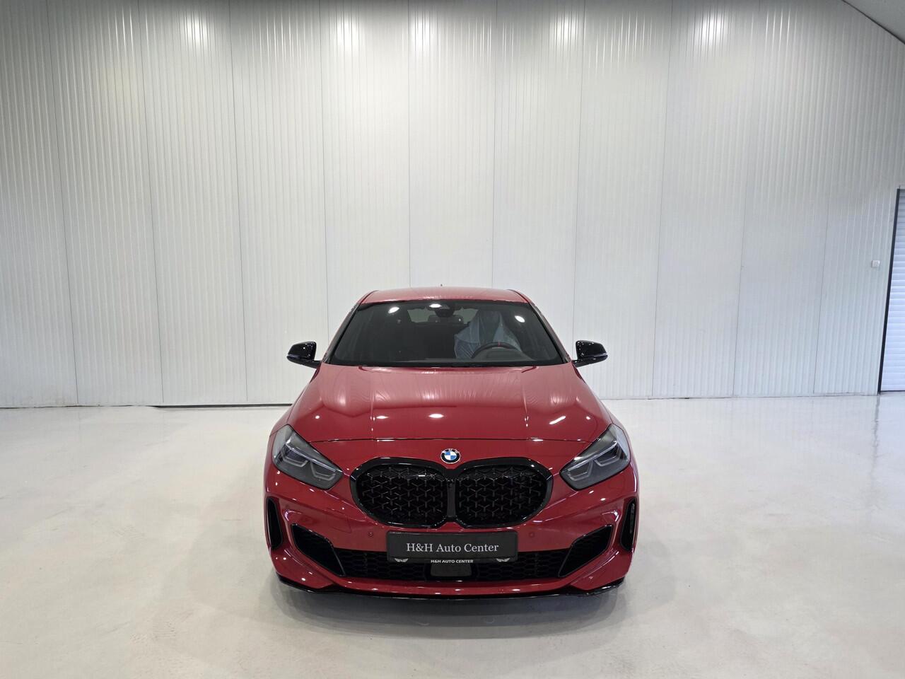 BMW 1-SERIE M135i xDrive M Performance |Fabrieksgarantie|1e eigenaar|