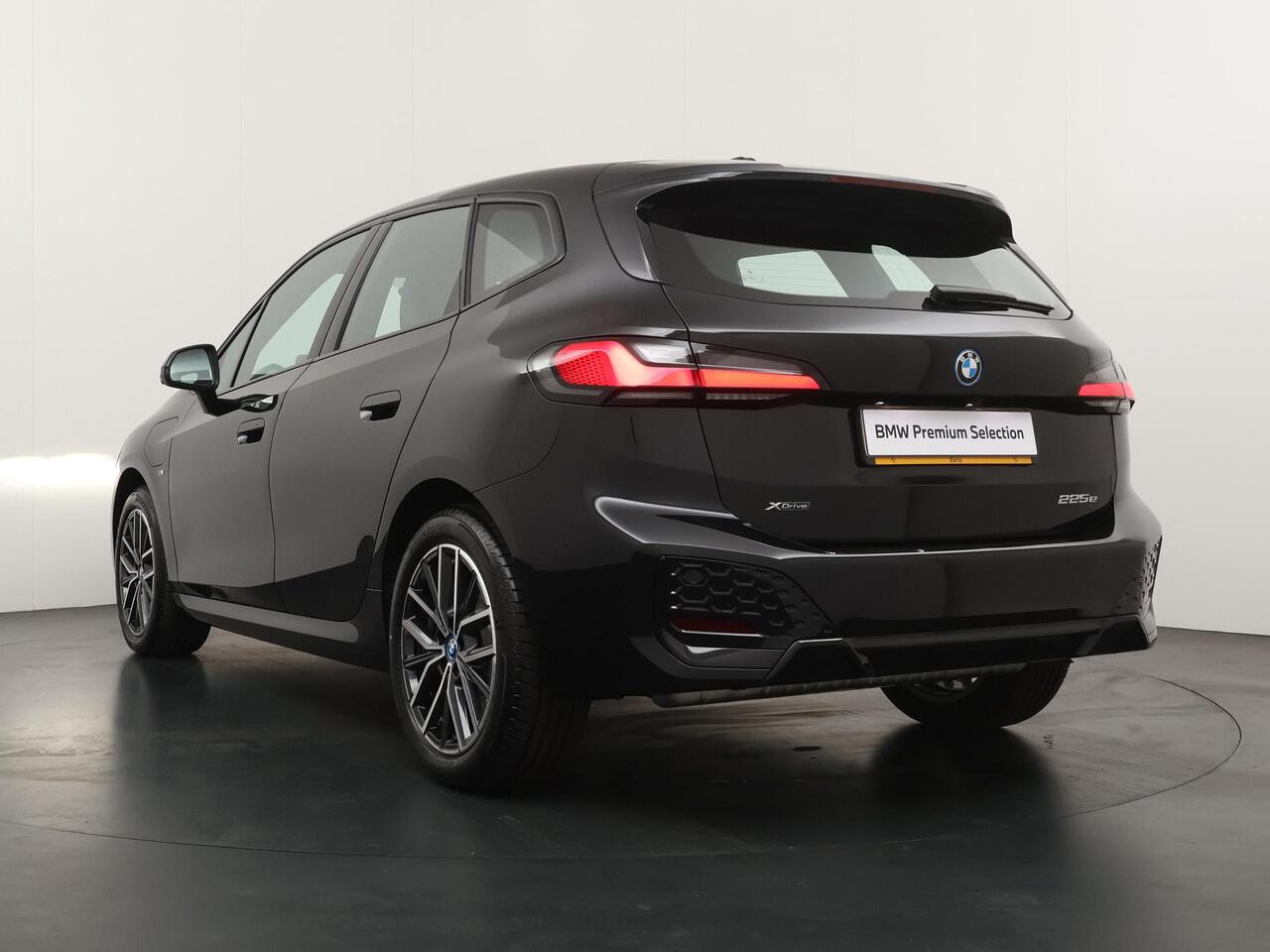 BMW 2-SERIE Active Tourer 225e xDrive M Sport Package | Equipement Package Pro | Ekris Selection