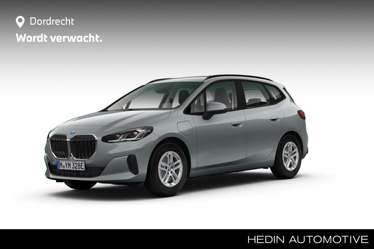 BMW 2-SERIE Active Tourer 225e xDrive | Head-Up | Comfort Acces| Voorbereiding Driving Assistant Plus | Stoelverwarming | Parking assistant plus