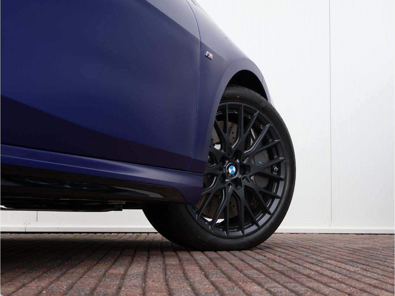 BMW 2-SERIE M235 xDrive Gran Coupé | M Sportpakket Pro | Innovation Pack | Extra Voordeel