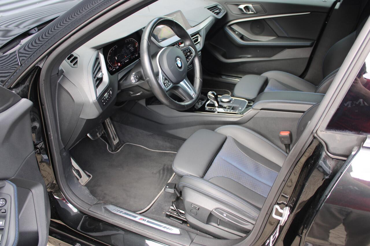 BMW 2-SERIE Gran Coupé 218i M-Sport Alcantara Camera Virtual-Cockpit
