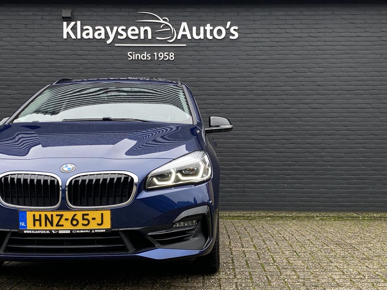 BMW 2-SERIE Active Tourer 220i High Executive Edition 192 pk M-sport AUT. | dealer onderhouden | navigatie | trekhaak | panoramadak