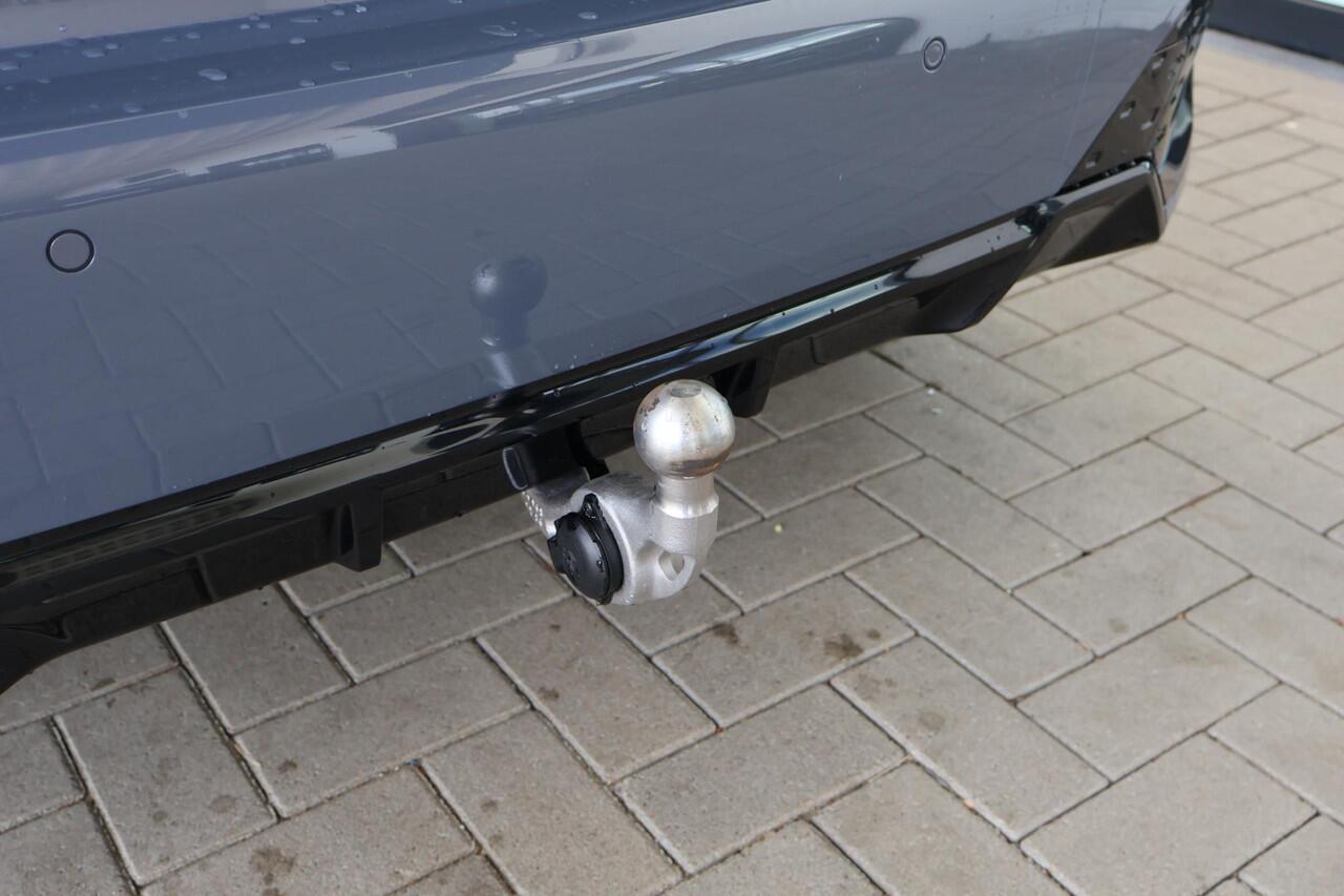 BMW 2-SERIE Active Tourer 218i M-Sportpakket | Premium Pack | Elektrische Trekhaak