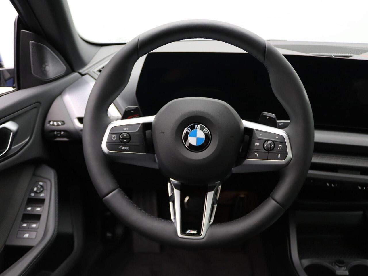 BMW 2-SERIE Gran Coupé 220 M Sportpakket Pro | Premium Pack | Stuurwielrand Verwarmd | Comfort Access | Panoramadak | Driving Assistant Plus | Harman Kardon | 19'' | Ekris Selection