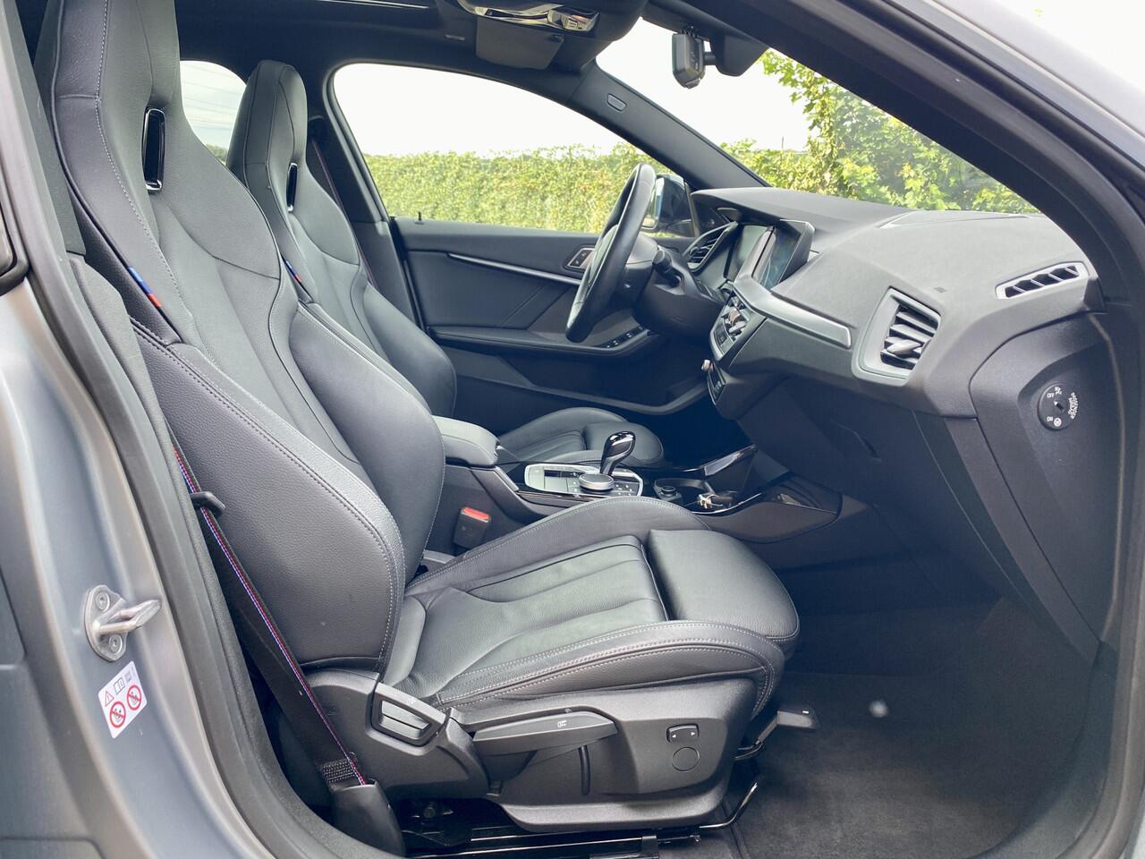 BMW 2-SERIE Gran Coupé 220i [ Panodak,M-pack,leer,Sportstoelen,19``lmv ]