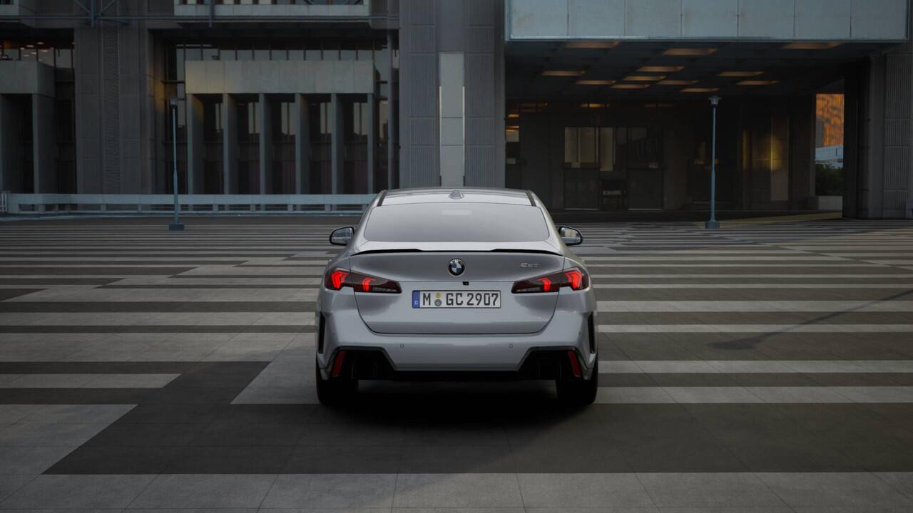 BMW 2-SERIE Gran Coupé 220 M Sport Automaat / Sportstoelen / Achteruitrijcamera / Adaptieve LED / M Adaptief onderstel / Comfort Access / Stuurverwarming