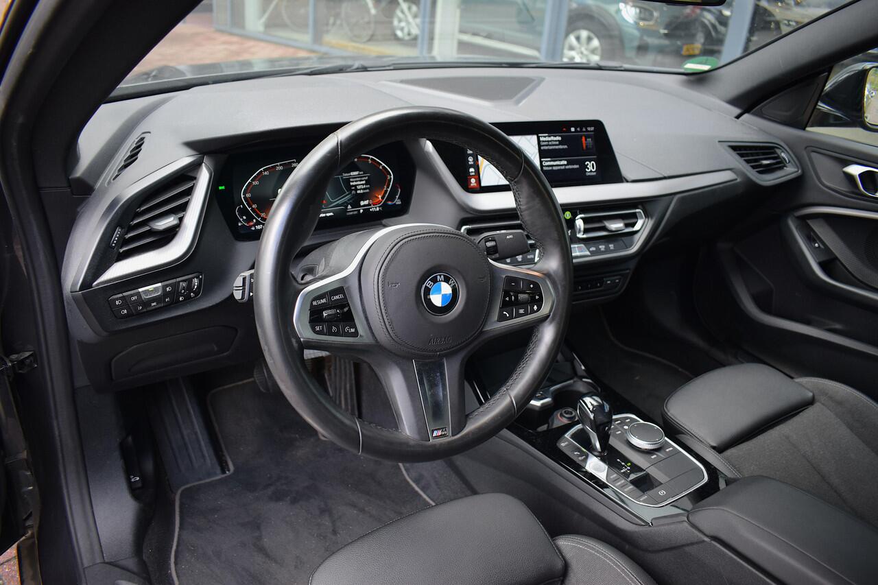 BMW 2-SERIE Gran Coupé 218i High Executive | Apple CarPlay | Half Leer | M-Stuur | Virtual