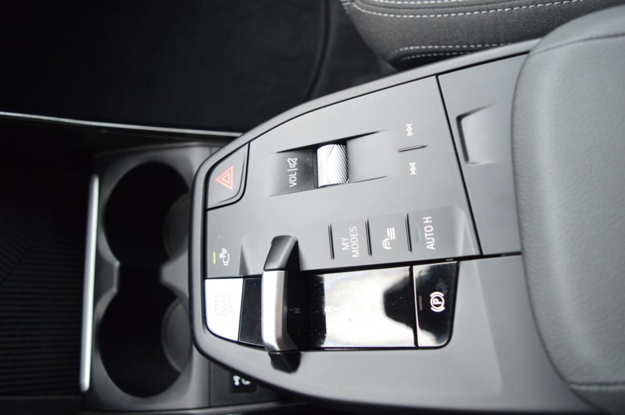 BMW 2-SERIE 225e xDrive