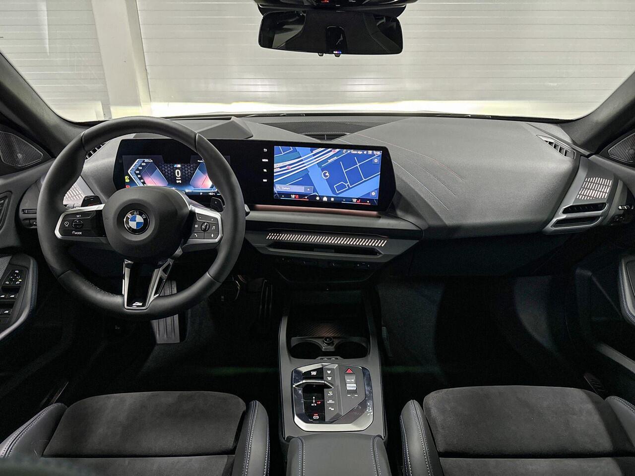 BMW 2-SERIE Gran Coupé 220 | M-Sport Pro | Innovation Pack | Driving Assistant Plus | Head-Up Display | Harman Kardon | Panoramadak | Comfort Acces | Selections