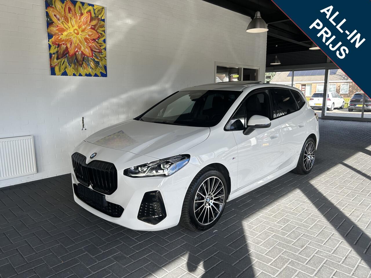 BMW 2-SERIE Active Tourer 220i M-Sport / Pano / H&K / Stoelverwarming / HUD