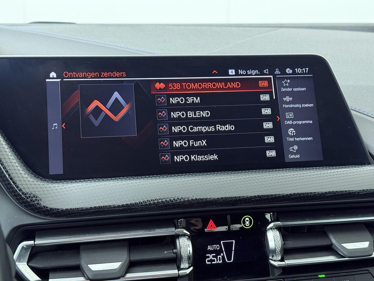 BMW 2-SERIE Gran Coupé 220i | 178 PK | Automaat | LED verlichting | Sportstoelen | M-Sportpakket | 18" LM velgen |