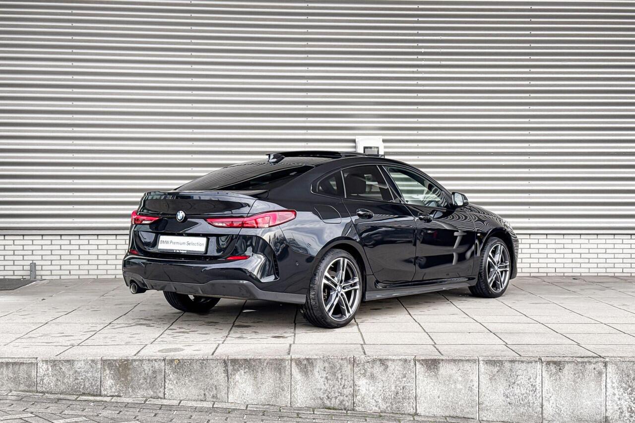 BMW 2-SERIE Gran Coupé 218i M Sportpakket / Travel Pack / Panoramadak / Achteruitrijcamera / 18 inch
