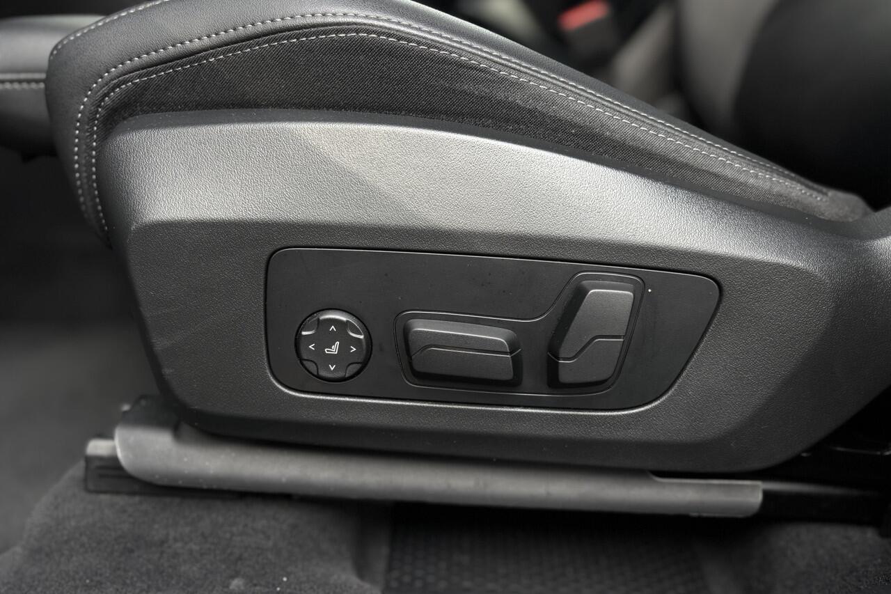 BMW 2-SERIE Active Tourer 218i | Harman Kardon | Sportleder | Memory | Comfort Access | Adaptive LED