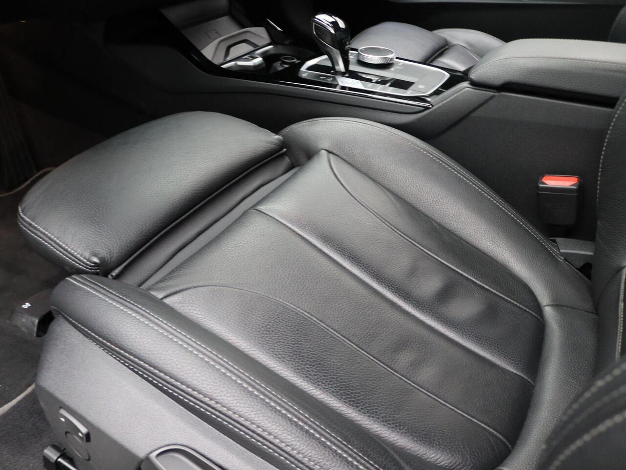 BMW 2-SERIE Gran Coupé 218i High Executive | Audio Media Pack | Parking Pack | Sportstoelen | Parking Assistant | DAB | HiFi | 18''