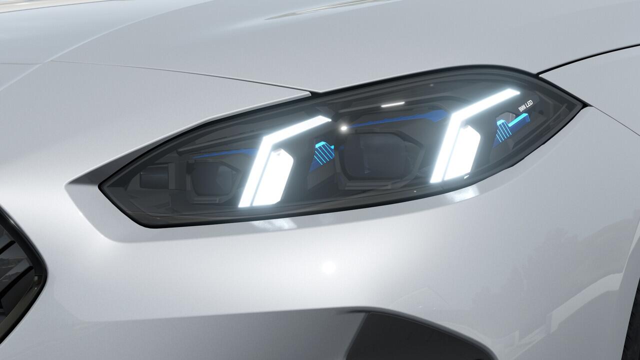 BMW 2-SERIE Gran Coupé 220 M Sport Automaat / Sportstoelen / Achteruitrijcamera / M Adaptief onderstel / Adaptieve LED / Parking Assistant / Stuurverwarming