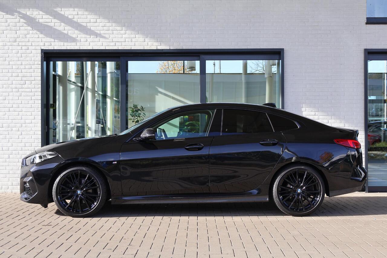 BMW 2-SERIE Gran Coupé 218i Executive Edition | M Sport | Parking Pack | Voorstoelen Verwarmd