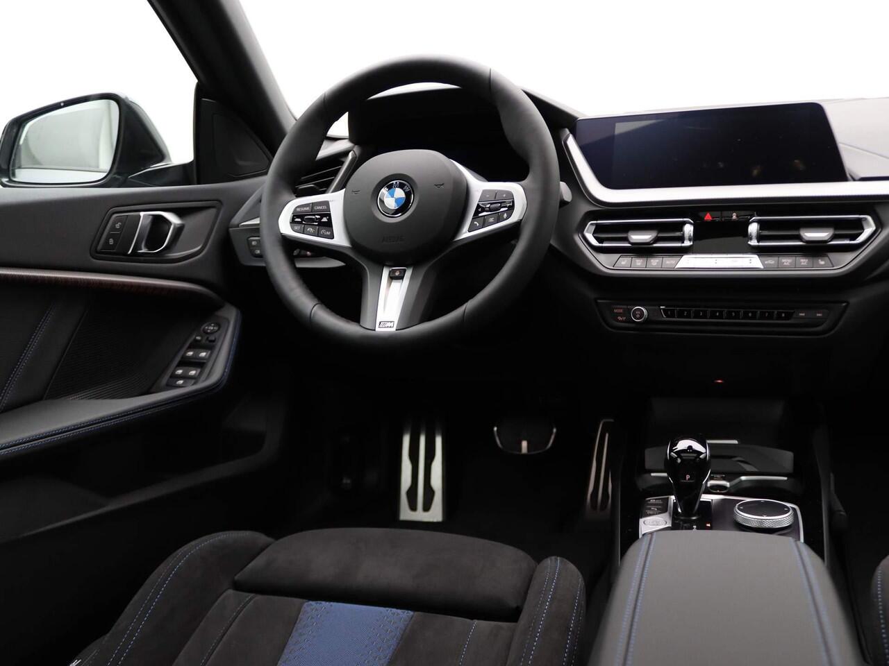 BMW 2-SERIE Gran Coupé 218i M Sportpakket Pro | Premium Pack | Comfort Pack | Travel Pack | Panoramadak | Active Cruise Control | DAB| HiFi | 18'' | Ekris Selection