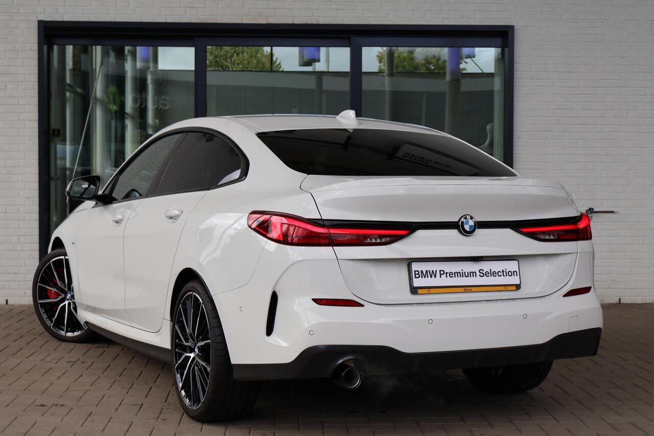BMW 2-SERIE Gran Coupé 218i High Executive | M Sport | Harman Kardon | Voorstoelen Verwarmd