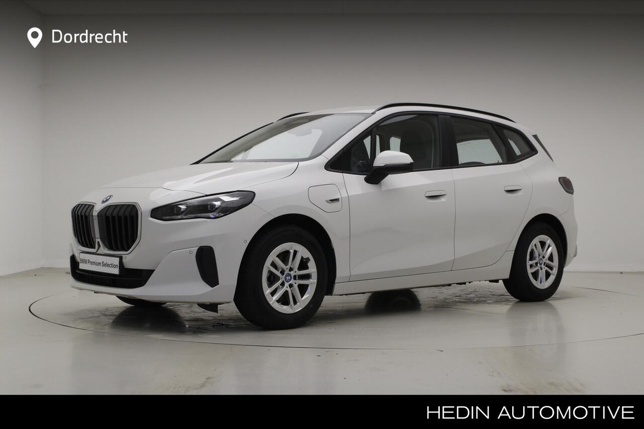 BMW 2-SERIE Active Tourer 225e xDrive | Driving Assistant Professional | Stoelverwarming |