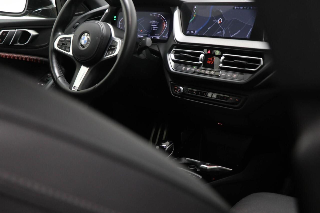 BMW 2-SERIE Gran Coupé 218i M-Sport Edition | LEDER | HARMAN KARDON | DAB | APPLE