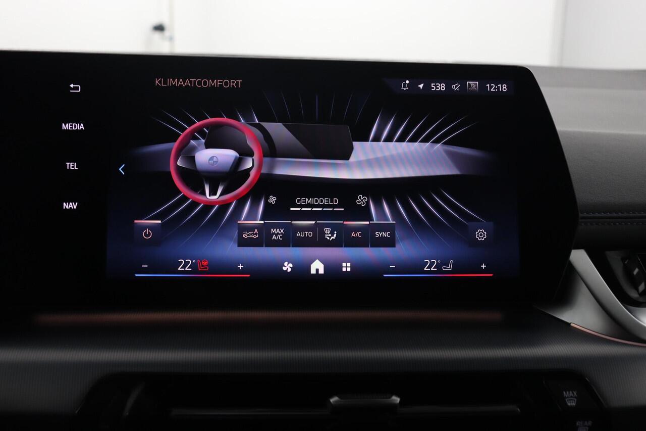 BMW 2-SERIE Active Tourer 225e xDrive | M Sportpakket | Equipment Pack | Comfort Pack |