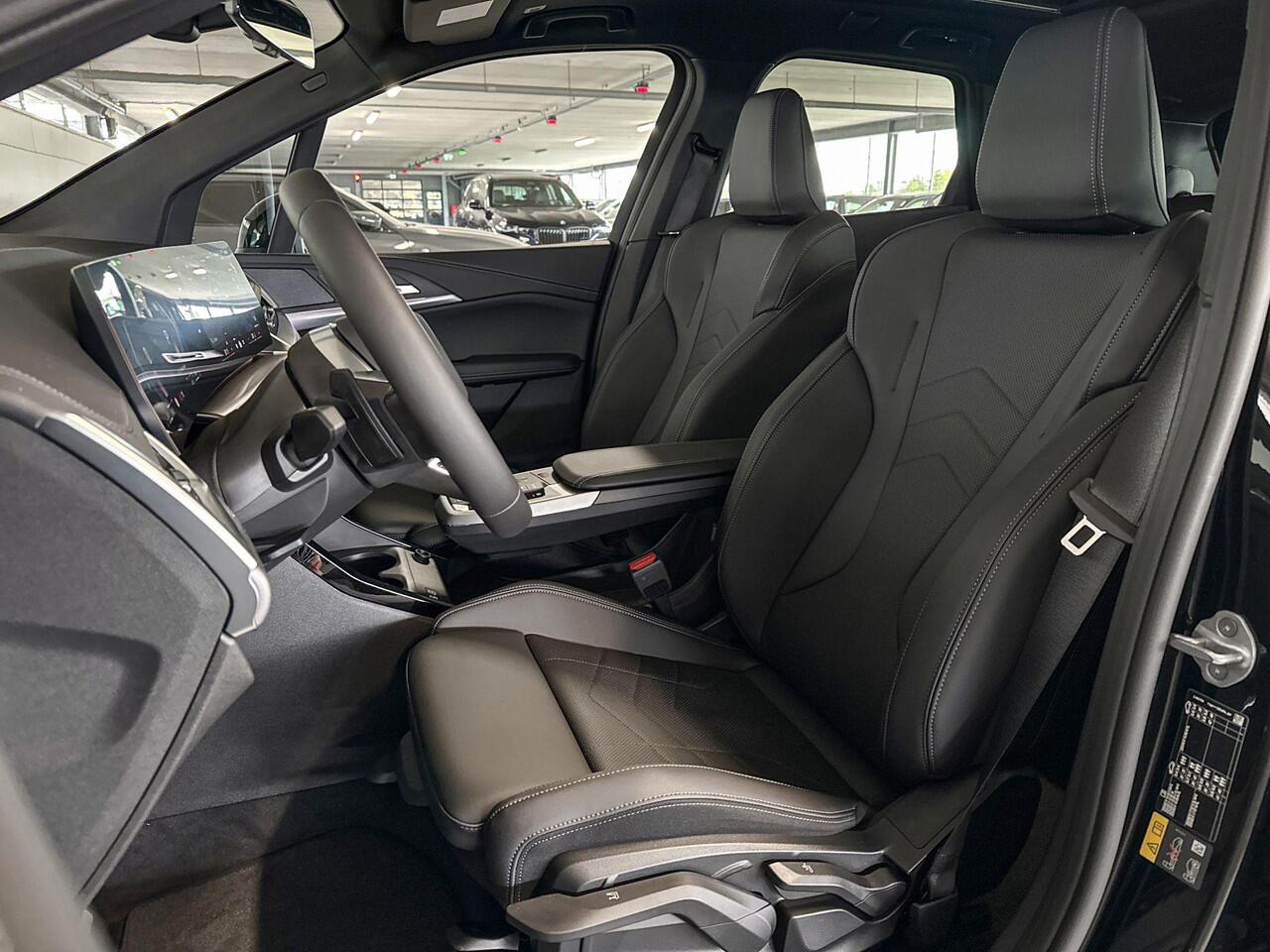 BMW 2-SERIE Active Tourer 225e xDrive | Selections | Stuurwielrand verwarmd | Glazen panoramadak