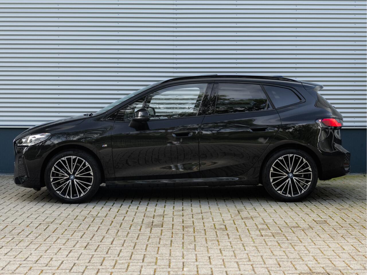 BMW 2-SERIE Active Tourer 225e xDrive - M-Sport - Pano - 360 Camera - Head-up