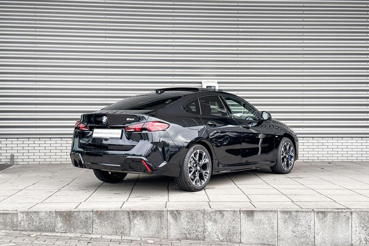 BMW 2-SERIE Gran Coupé 220 / Selections
