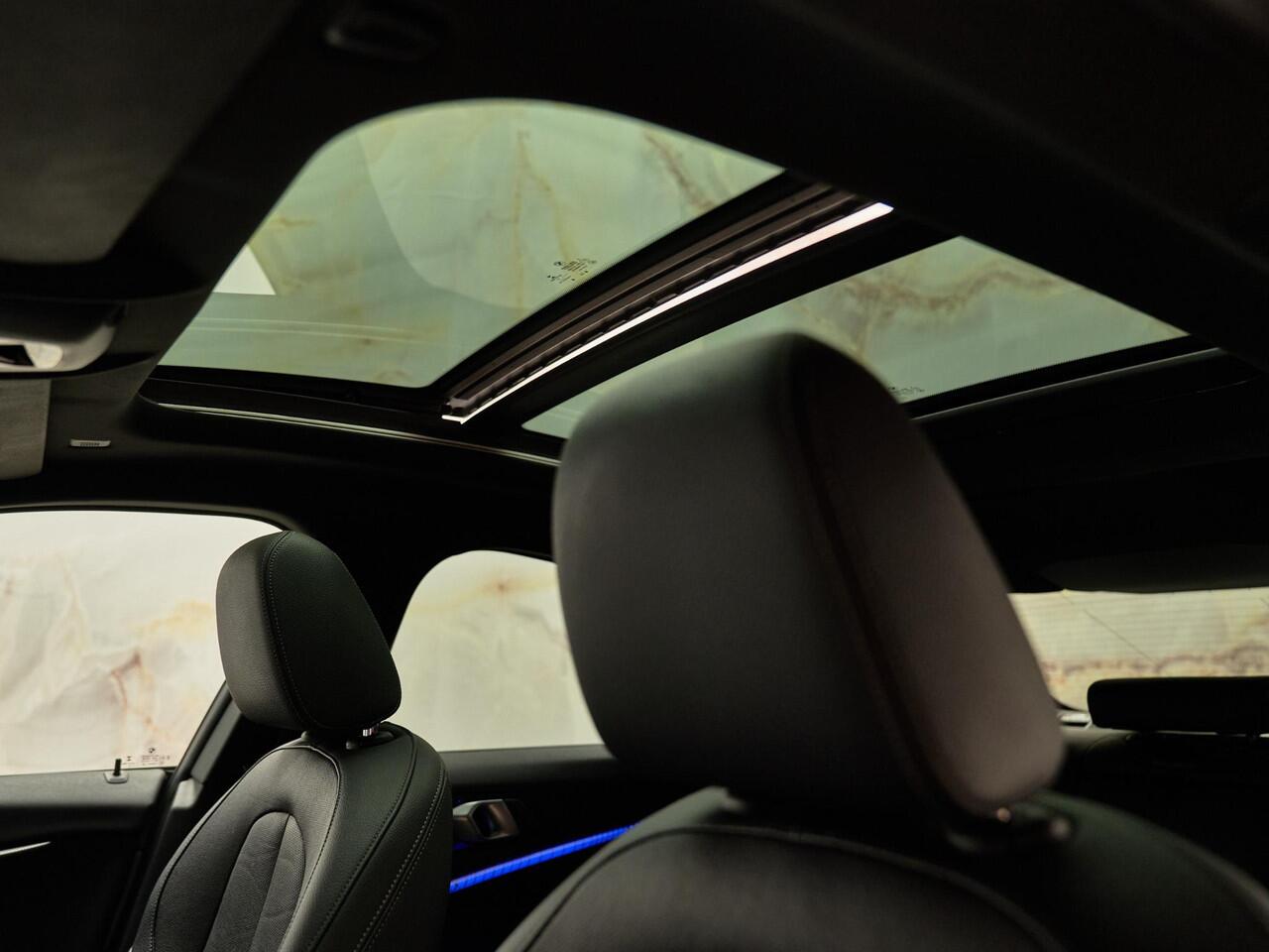 BMW 2-SERIE Gran Coupé M235i xDrive, M Performance, pano, 19", LED-kopl., memory, privacy