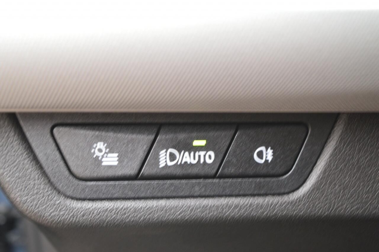 BMW 2-SERIE 225e xDrive