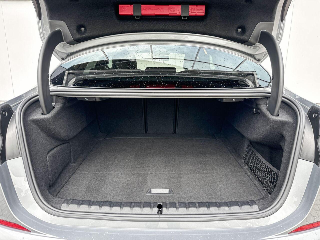 BMW 2-SERIE Gran Coupé 218i | Selections | M Sport | 19 inch