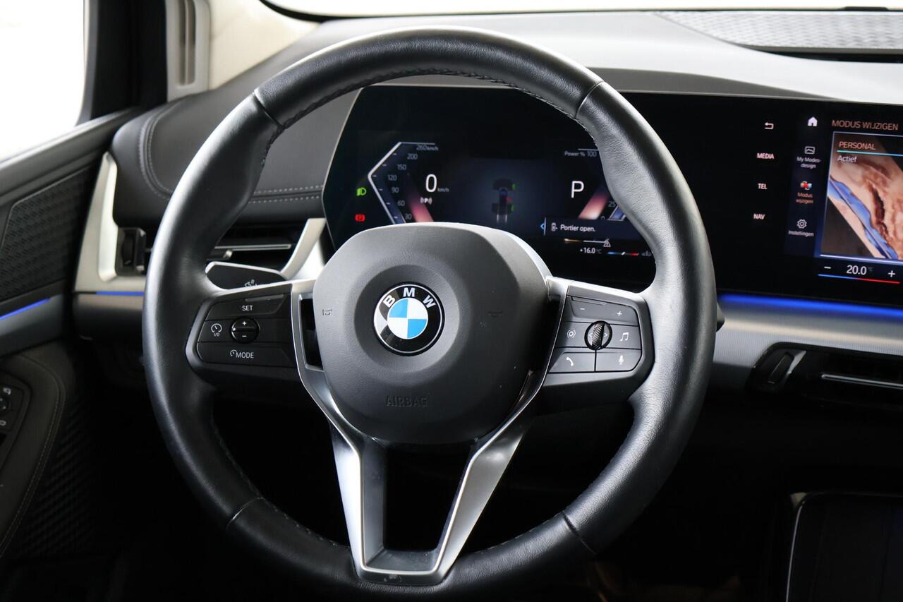 BMW 2-SERIE Active Tourer 223i Premium Pack | Luxury Line | Voorstoelen Verwarmd