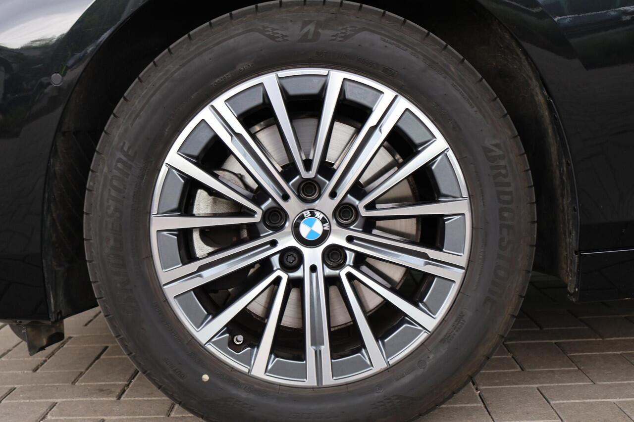 BMW 2-SERIE Active Tourer 223i Premium Pack | Luxury Line | Voorstoelen Verwarmd