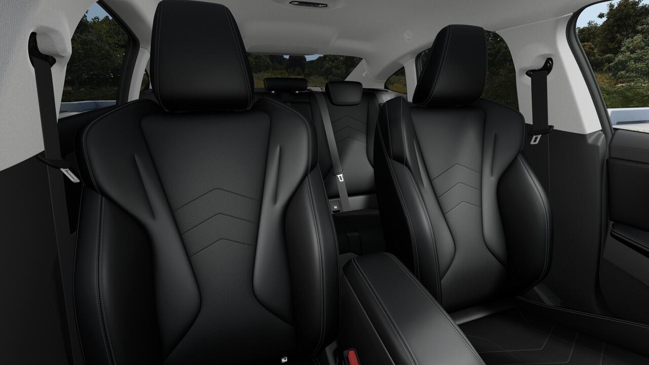 BMW 2-SERIE Gran Coupé 220 M Sport Automaat / Trekhaak / Sportstoelen / Adaptieve LED / Achteruitrijcamera / Comfort Access / Parking Assistant / Stoelverwarming