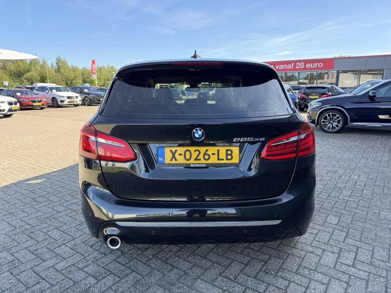 BMW 2-SERIE Active Tourer 225xe iPerformance Luxury Leer LED Stoelverwarming PDC