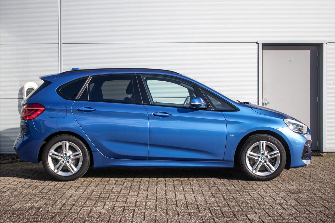 BMW 2-SERIE Active Tourer 225xe iPerformance High Executive M sport | Led | Leder | Navigatie | Elec. achterklep | Cruise | PDC