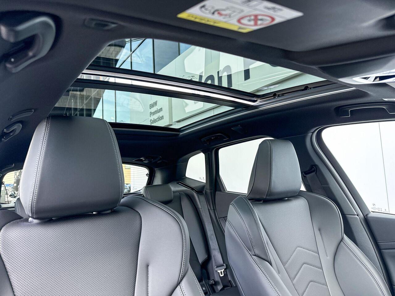 BMW 2-SERIE Active Tourer 220i | M Sport | Premium Pack | Travel Pack