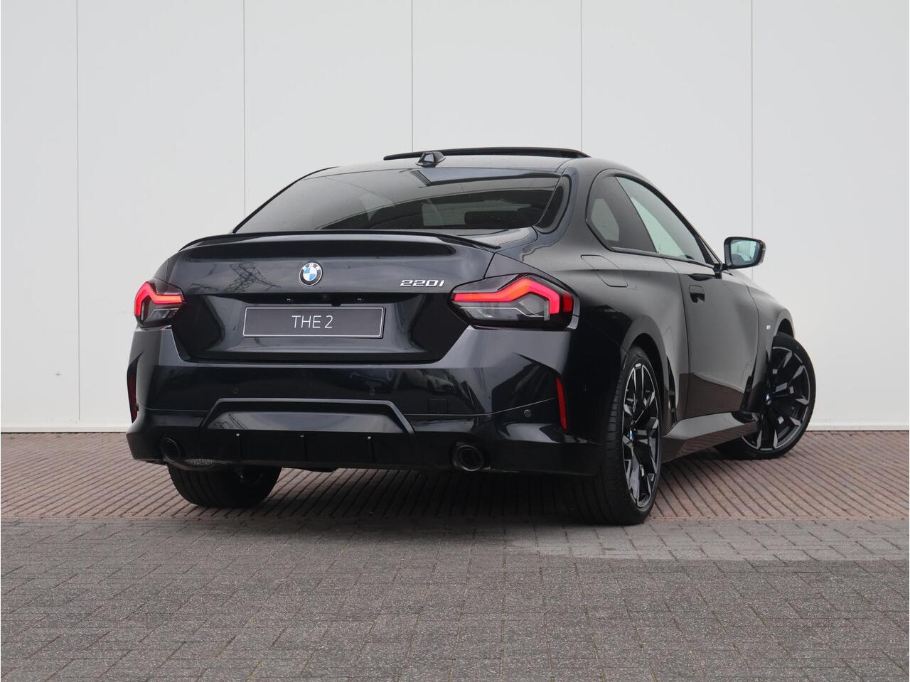 BMW 2-SERIE Coupé 220i | M Sportpakket Pro | Innovation Pack | Premium Pack