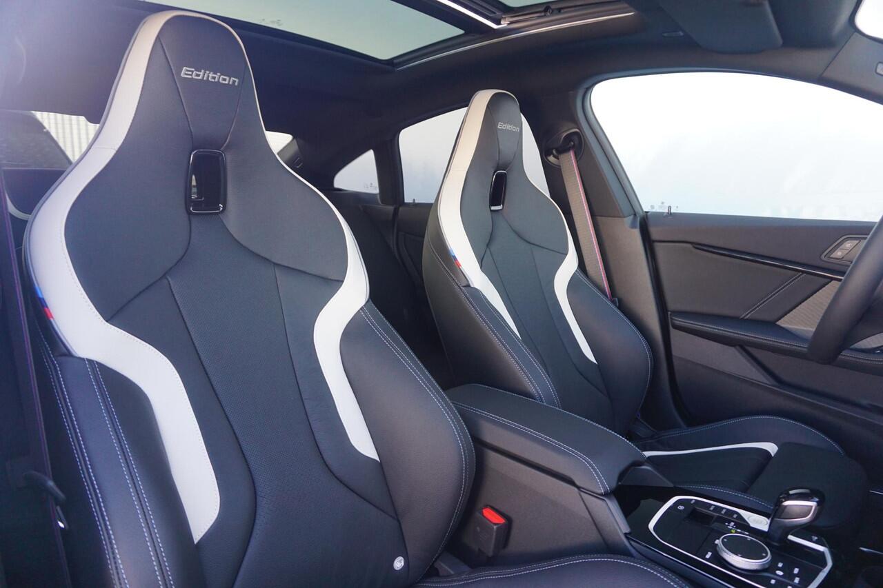 BMW 2-SERIE Gran Coupé M235 xDrive | Panoramadak / Head-up / Rondomzicht camera's / Elektrische Stoelen met geheugen / Comfort Access