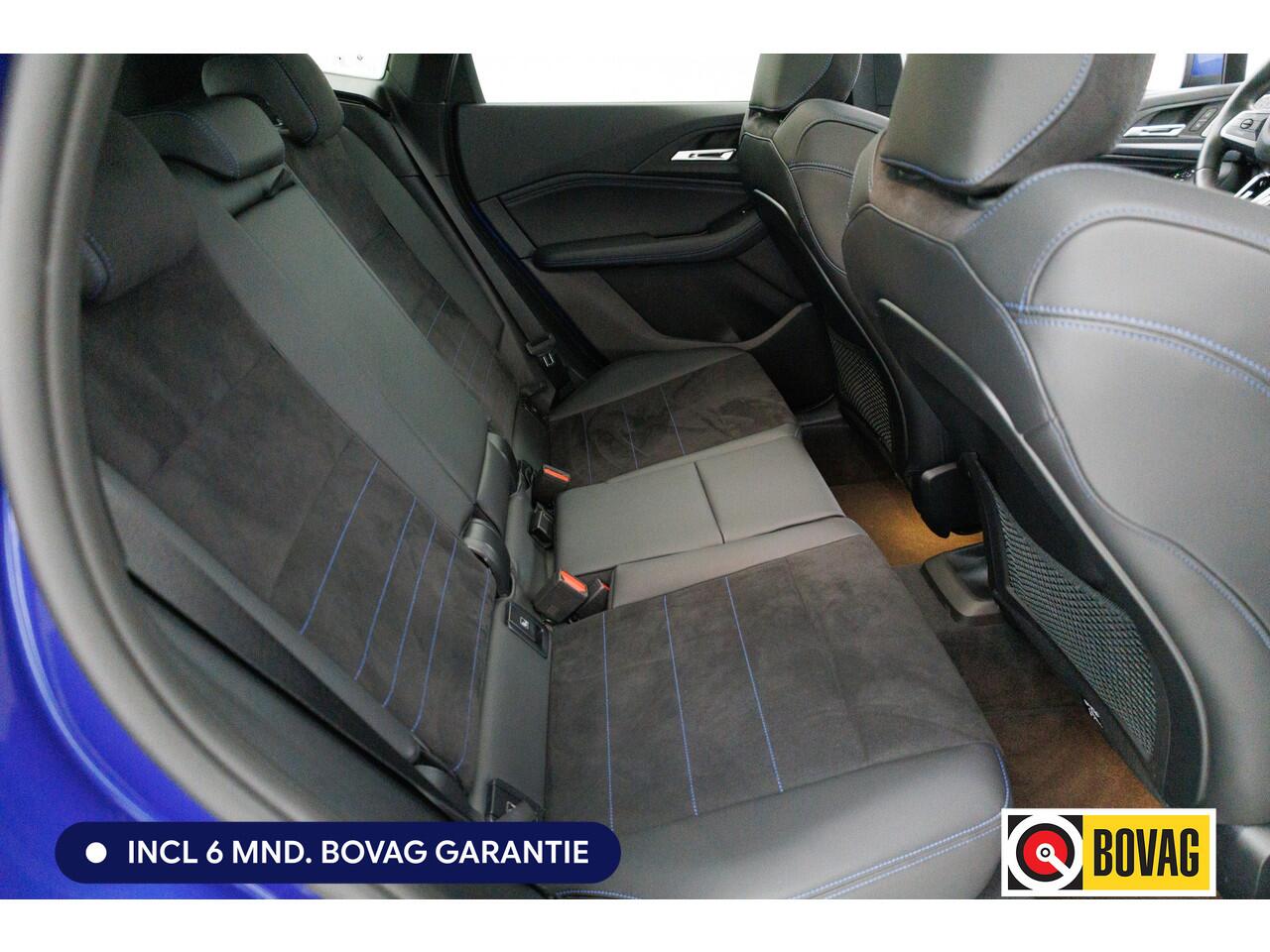 BMW 2-SERIE Active Tourer 218i M-Sport automaat | 19 inch Individual Panoramadak | Harman Kardon | HUD Adaptive cruise, 360 Camera, PDC V+A, El.verstelbare stoel met geheurgen, Elektrische achterklep, Keyless