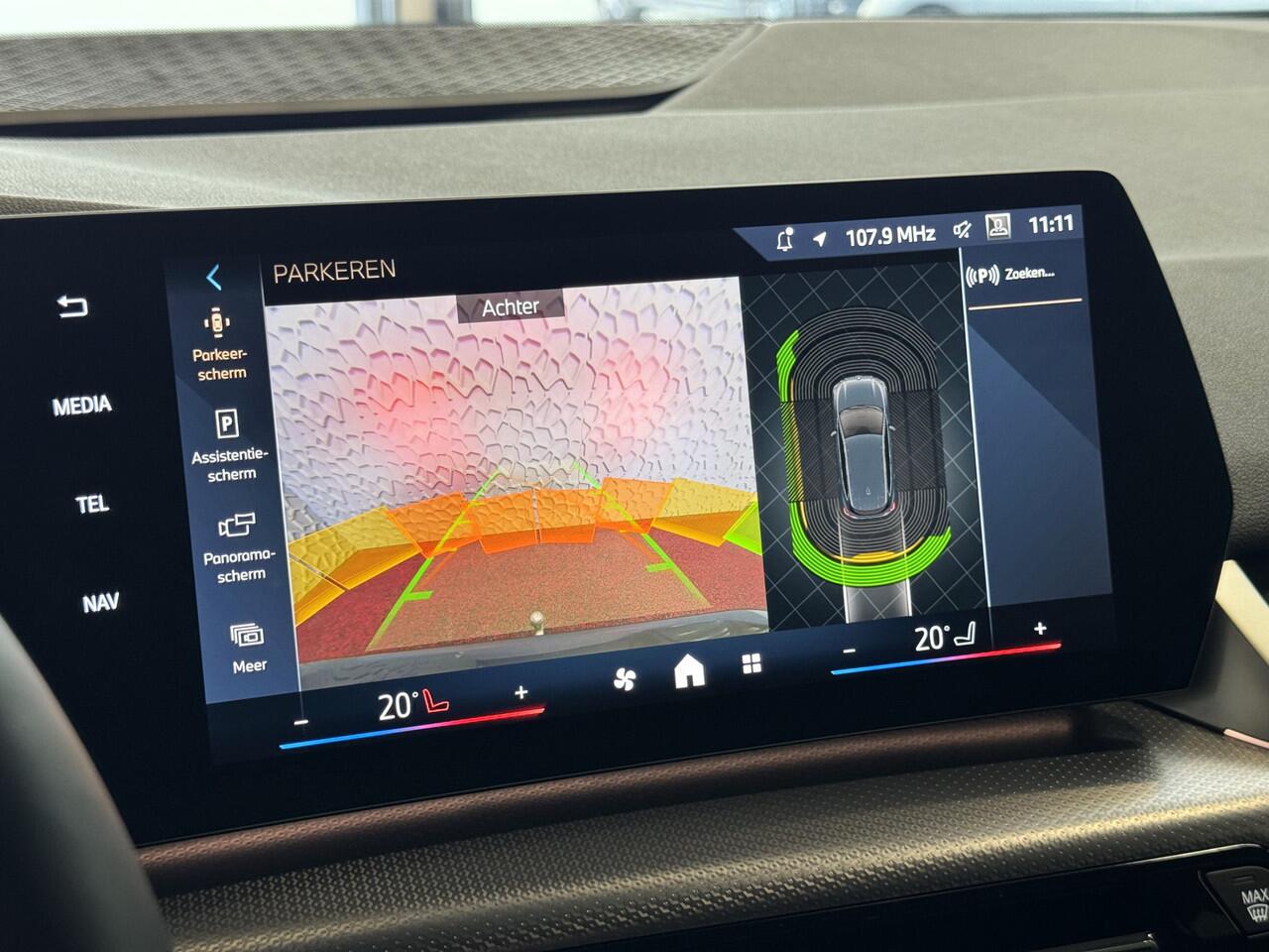 BMW 2-SERIE Active Tourer ? 230E ? M-SPORT ELEK.KLEP CAMERA WEGKLAPBARE.TREKHAAK AWD 4X4 4WD M-Sportpakket PHEV ? Top Auto's. Al 30 Jaar uw Bmw Specialist in , BMW M / M Sport / PHEV / HEV / Hybrid / Mhev / 25e / 30e / xDrive25e // xDrive30e / sDrive18i / sDrive20i 