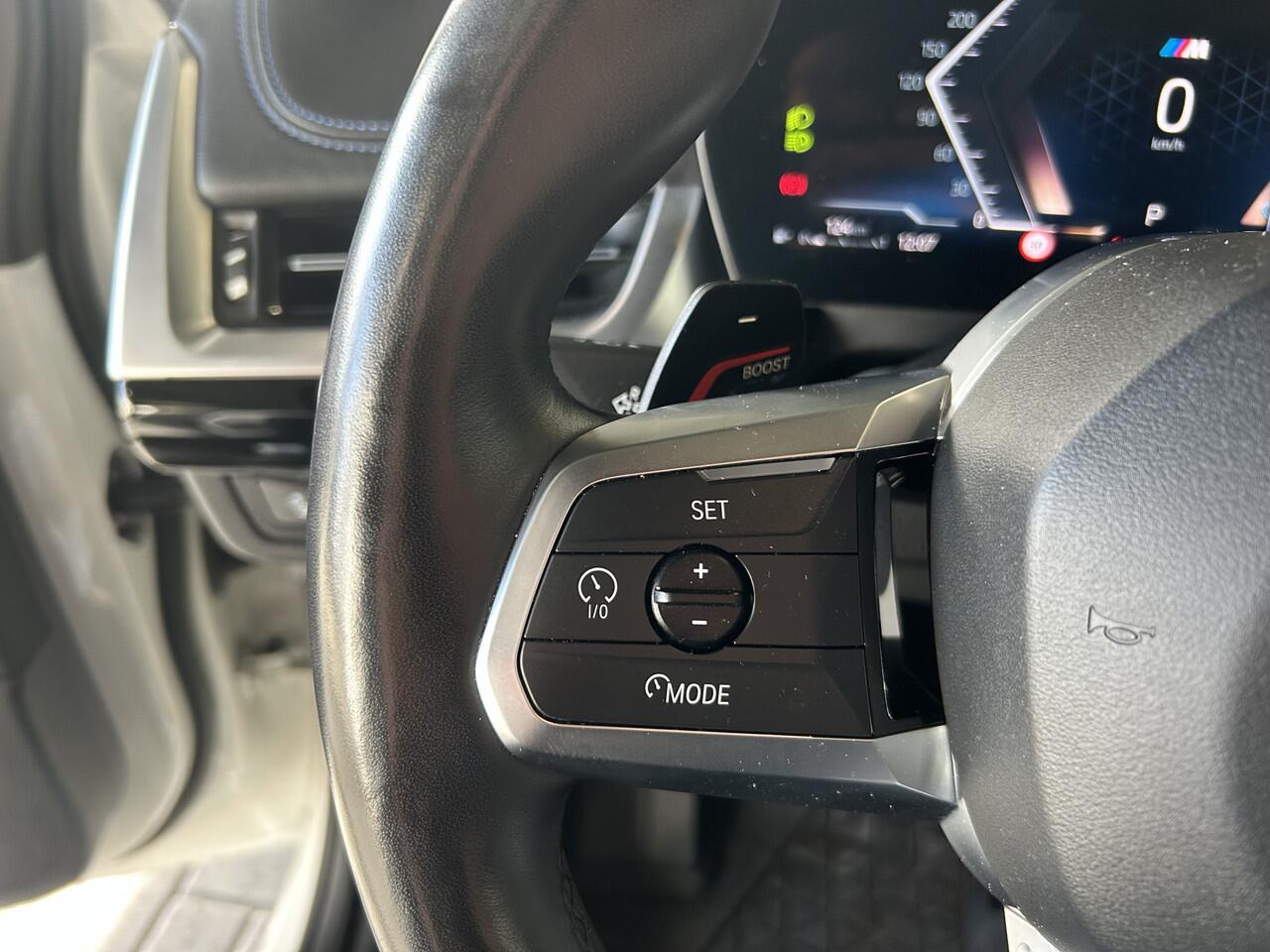 BMW 2-SERIE Active Tourer 220i M-Sport / Pano / H&K / Stoelverwarming / HUD